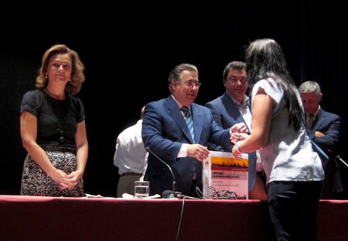 Zoido Entrega Llaves De 225 Viviendas De Protección Oficial