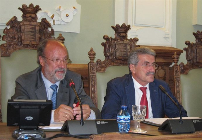 El Alcalde De Valladolid Y El Concejal Manuel Sánchez