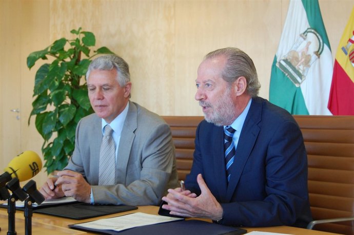 Menacho Y Villalobos.