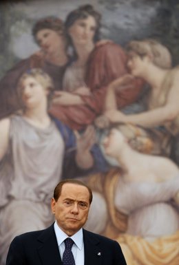 Silvio Berlusconi Tras La Aplastante Derrota En El Referendum