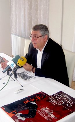 Rafael Prado, En La Presentación Del Mercado Goyesco