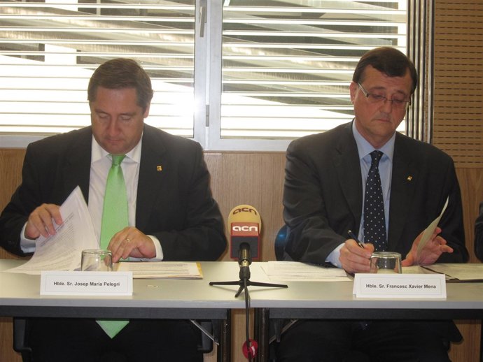 El Conseller De Empresa, F.X. Mena, Y El De Agricultura, Josep M. Pelegrí