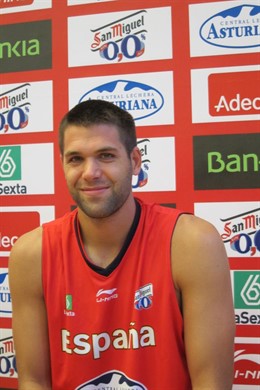Felipe Reyes Selección Española De Baloncesto 