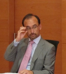 El Consejero De Economía Y Hacienda, Salvador Marín