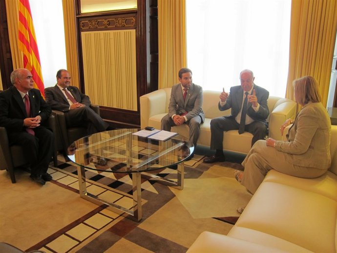 El Síndic De Aran, Carlos Barrera, En El Parlament