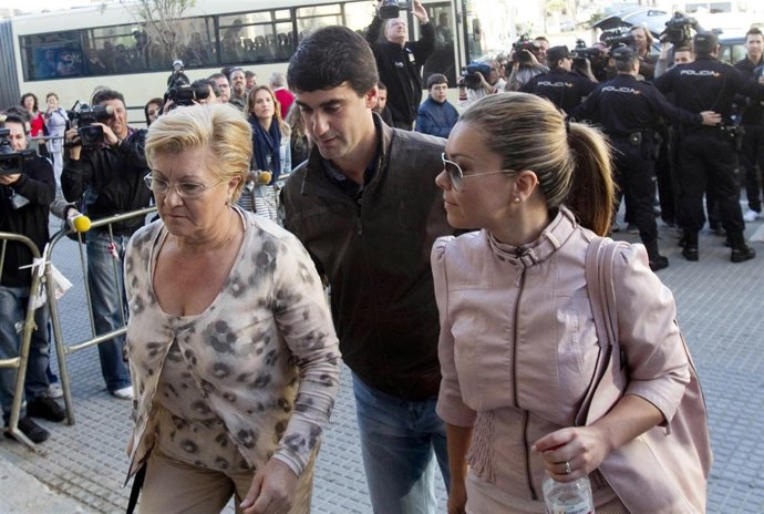 María Jose Campanario, Jesulín Y Remedios Torres