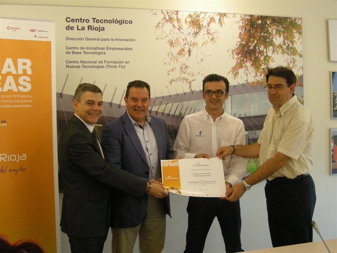 Nicolás, Ureña, Sanz Y Alonso, 'Emprendedor Del Mes' Por EP