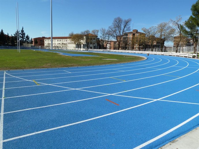 Pista de atletismo para practicar deporte