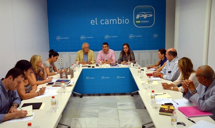 Reunión De Los Populares En Sevilla