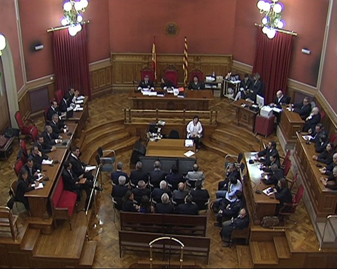 Seis años de cárcel para Núñez Clemente y su hijo