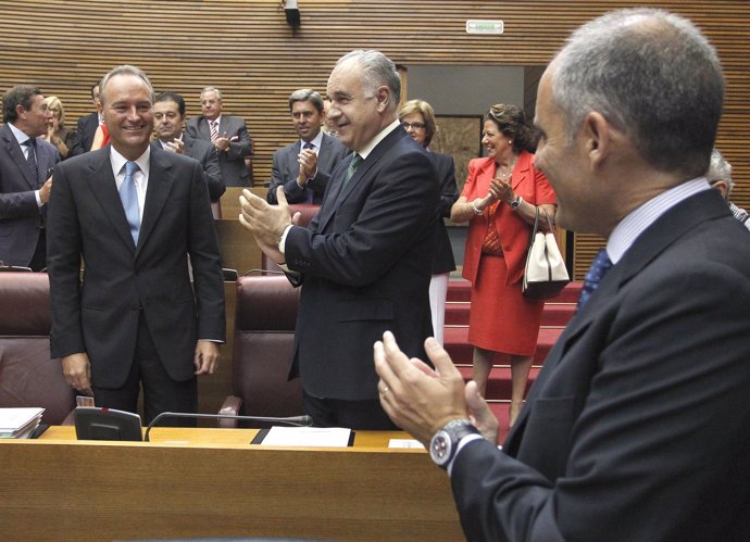 Alberto Fabra Y Francisco Camps En El Parlamento Valenciano