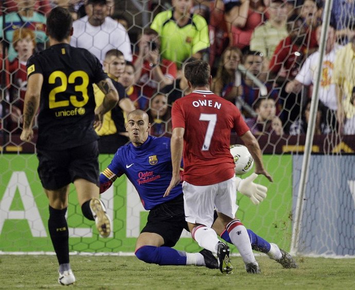 Michael Owen Supera A Víctor Valdés