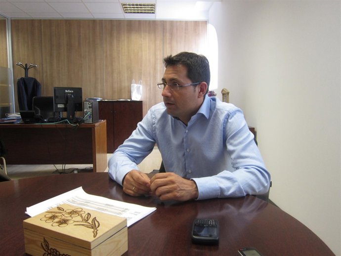 El Concejal De Derechos Sociales, Francisco Pomares