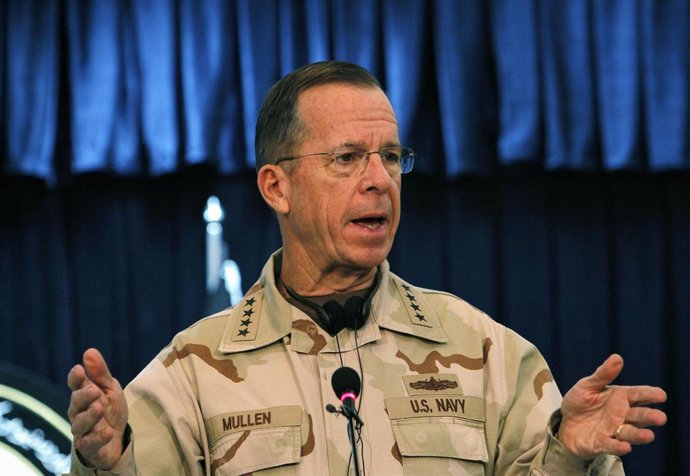 El Jefe Del Estado Mayor Conjunto Norteamericano, El Almirante Mike Mullen