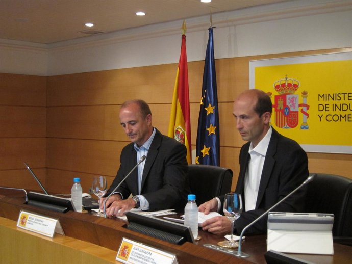 Miguel Sebastián Y Juan Junquera