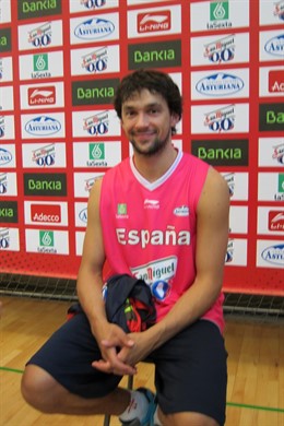 Sergio Llull Con La Selección Española De Baloncesto 