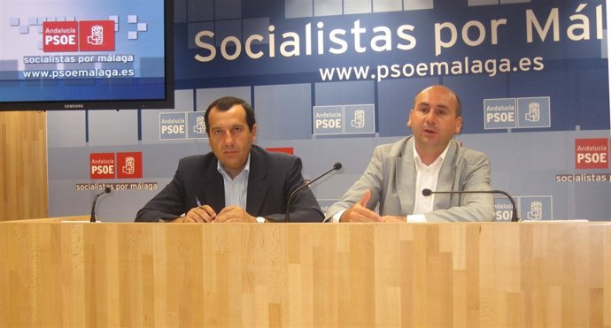 Ruiz Y Conejo, En Rueda De Prensa