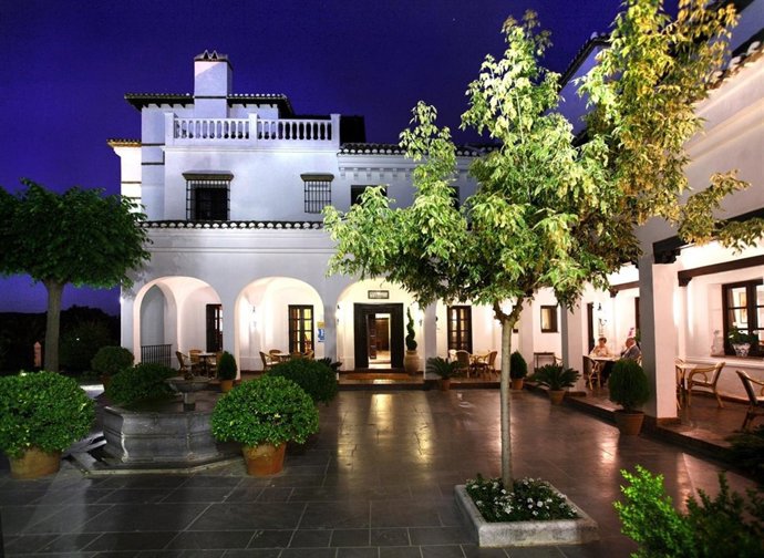 Hotel Barceló La Bobadilla En Granada Interior Vista Nocturna