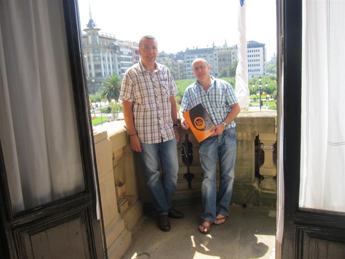 Rober Gutiérrez Y Juan Karlos Izagirre.
