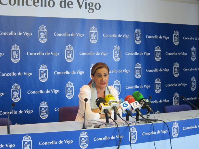 Carmela Silva En Rueda De Prensa En Vigo.