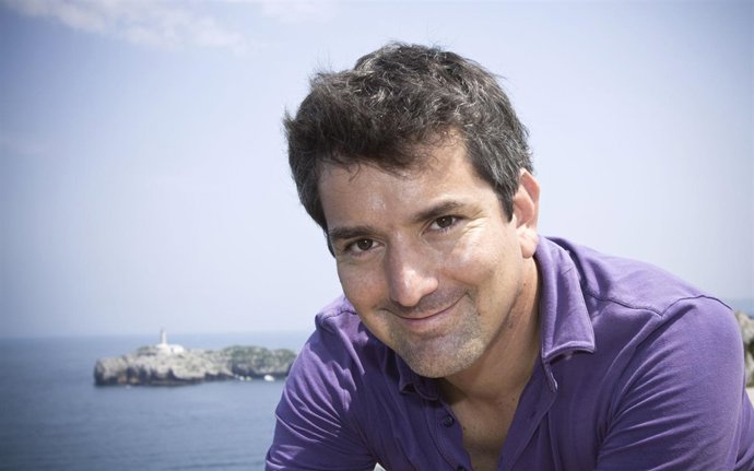 SANTIAGO RONCAGLIOLO