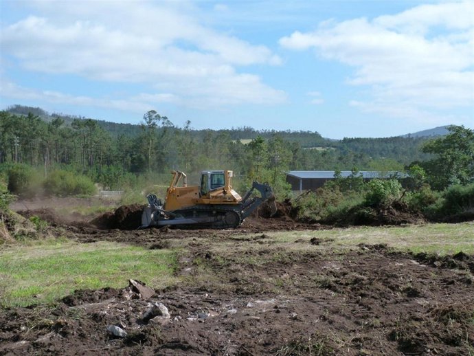 Máquina Excavadora En La Autovía De La Costa Da Morte