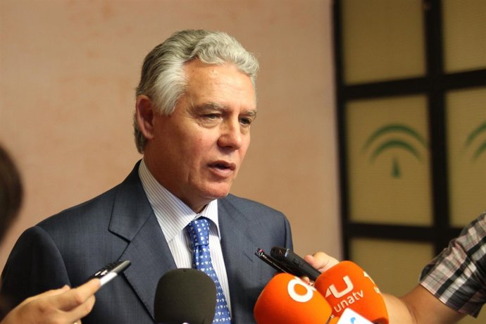 Francisco Menacho, Consejero De Gobernación