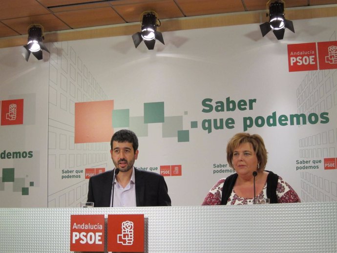 Los Diputados Provinciales José María Aponte Y Fátima Gómez