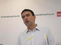 Jiménez (PSOE) asegura que Griñán "no está en la estrategia electoral sino en el interés general"