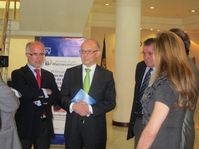 Cristóbal Montoro En Vigo