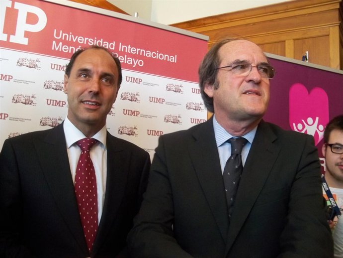 Ignacio Diego Y Ángel Gabilondo En Santander 