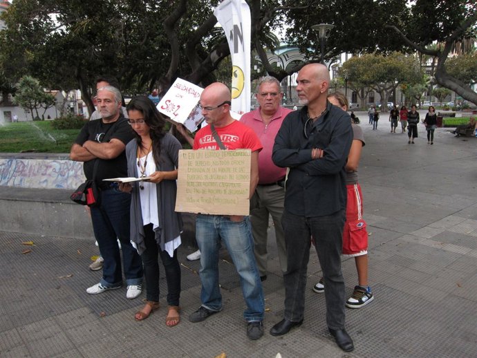 Indignados En La Plaza De San Telmo