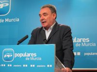 PP insta al PSOE a preguntar a Rubalcaba "por qué se va de vacaciones" sin hacer los deberes con Lorca
