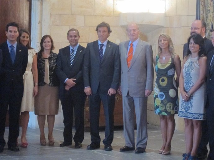 El Rey, Don Juan Carlos, Y El Alcalde De Palma, Mateo Isern