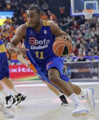 Baloncesto.- El Asefa Estudiantes renueva a Yannick Driesen y Jayson Granger y recupera a Víctor Serrano  