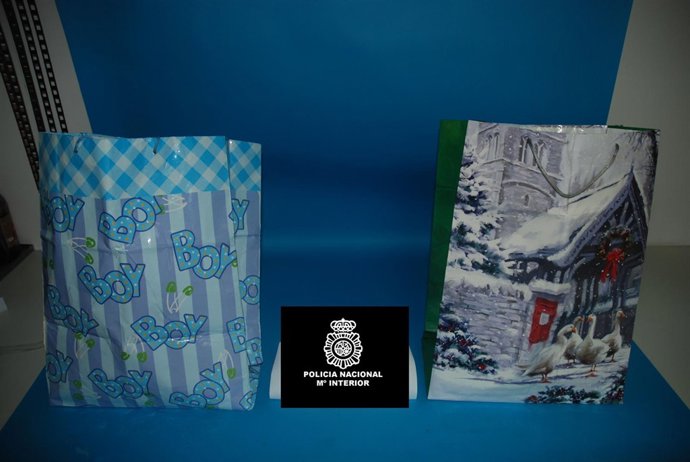 Bolsas Utilizadas Para Sustraer Ordenadores En Pontevedra.