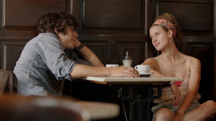 Oscar Jaenada Y Manuela Vellés