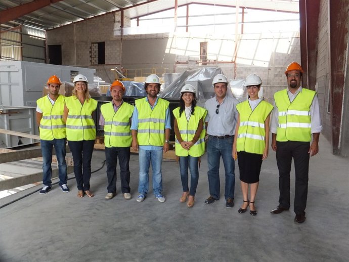 Visita La Planta De Tratamiento De Residuos Eléctricos