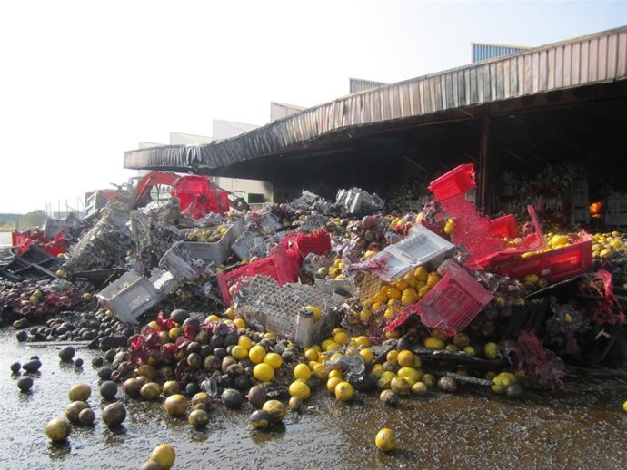 Estado De La Cooperativa De Ribarroja Tras El Incendio