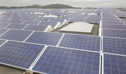 Tejado Solar En Ribarroja (Valencia).