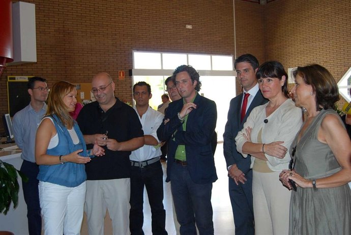 Leire Pajín Junto Con Micaela Navarro Y Remedios Martel 