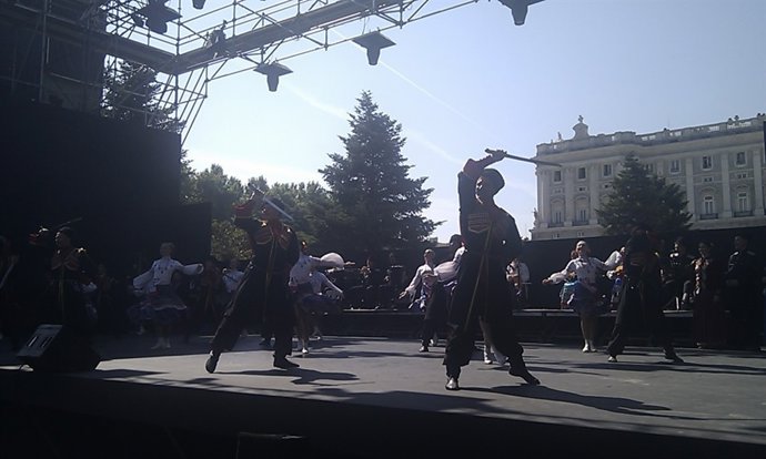 Los Cosacos Rusos Ante El Palacio Real