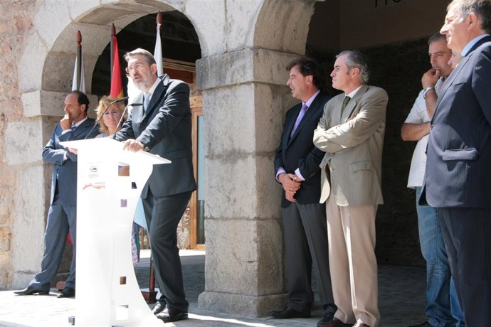 Inauguración De La Rehabilitación Del Antiguo Hospital De Peregrinos