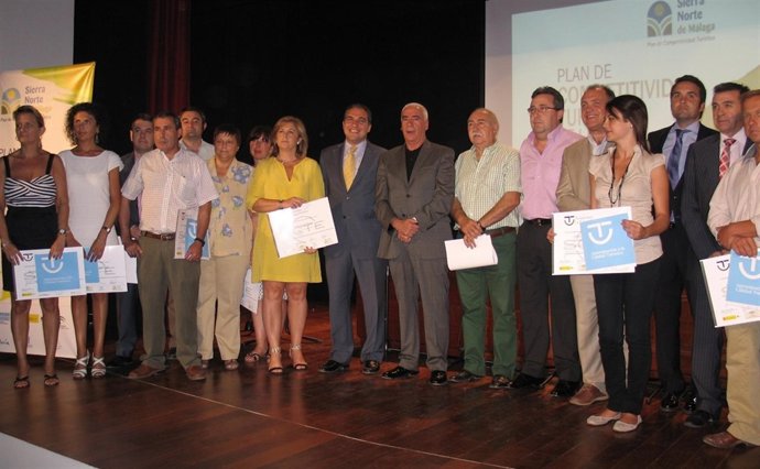 Entega Distintivos De Calidad