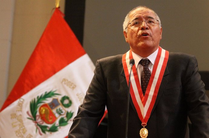 El Presidente Del Poder Judicial De Perú, César San Martín.