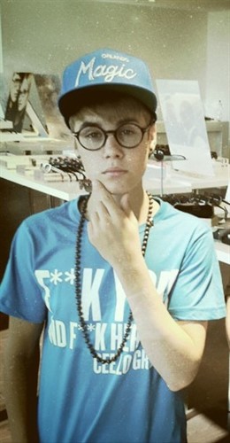 Justin Bieber A Lo Harry Potter
