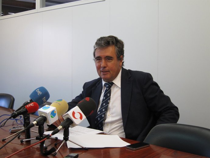 Secretario De FER Comercio, David Ruiz