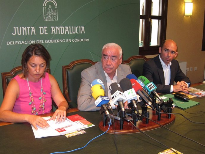 El Consejero De Turismo, Deporte Y Comercio De La Junta, Luciano Alonso