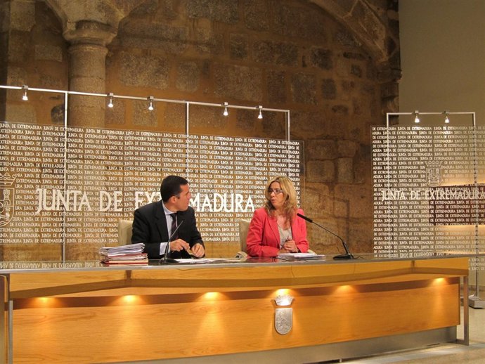 Cristina Teniente Y Pedro Nevado-Batalla