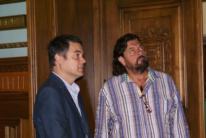 El alcalde de Motril, este viernes con Alan Parsons 